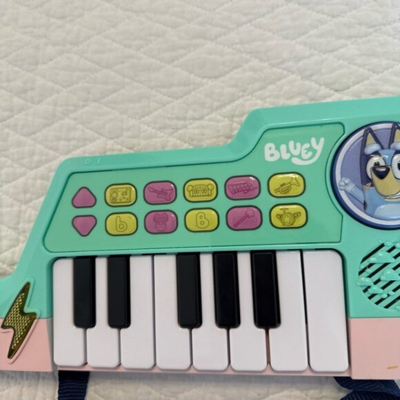 Colorful Musical Keyboard Guitar for Kids - Picture 9 of 10